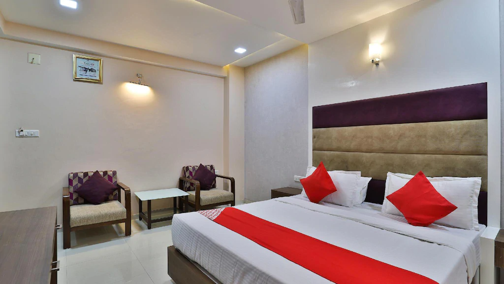 Hotels in gandhinagar